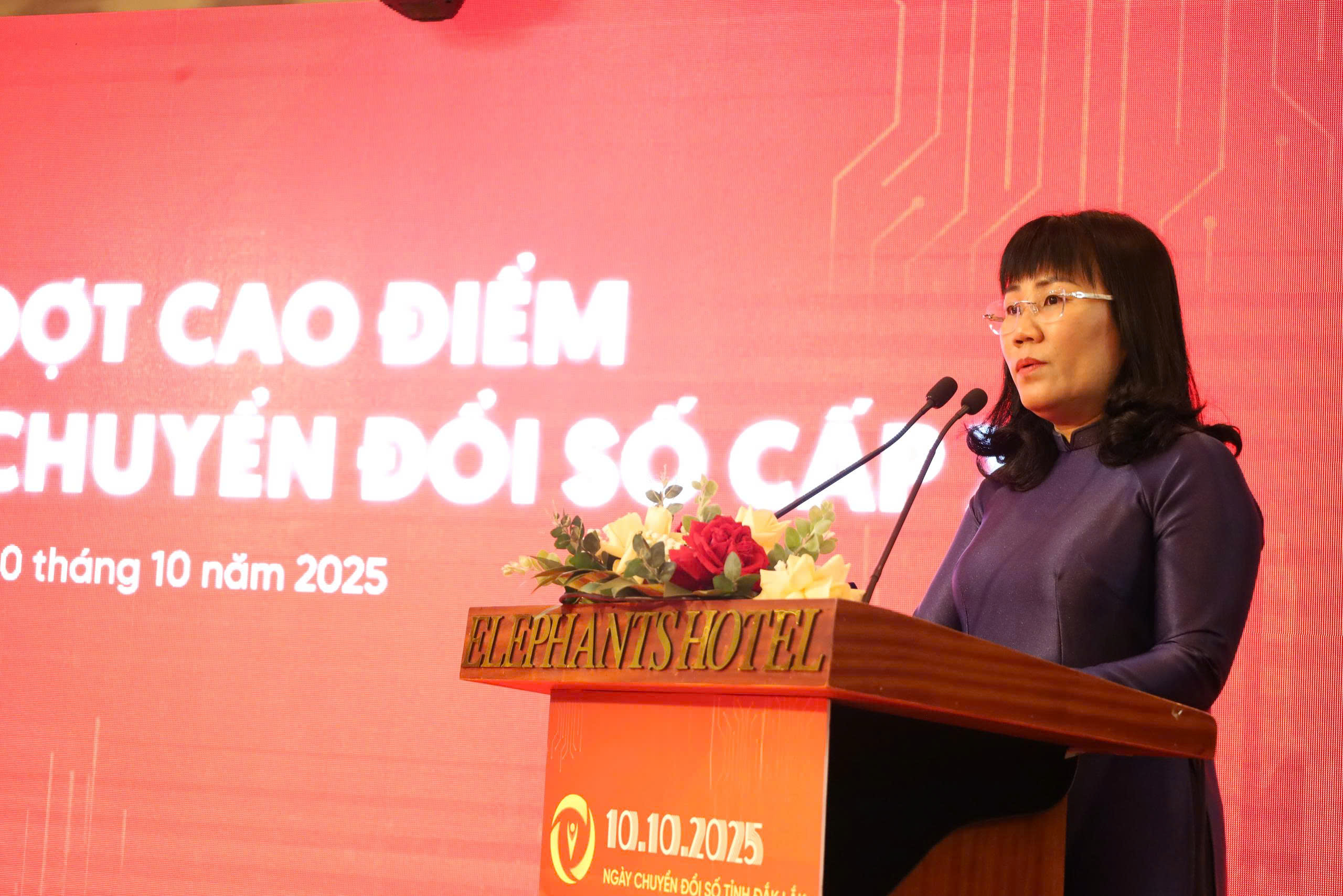 anh 2 bài 6